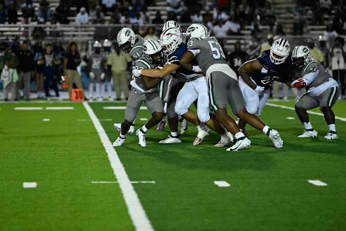 Chaminade-Madonna vs Miami Central Football - Robson Lopes - 08-26-20231116